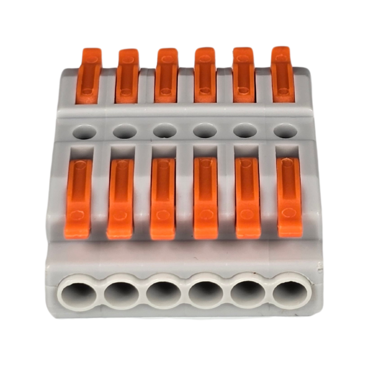 Szybkozłączka elektryczna przelotowa TAC SPL6 – kompaktowa złączka instalacyjna do przewodów jednodrutowych i elastycznych, zapewniająca bezpieczne i trwałe połączenia kabli, stanowiąca nowoczesną alternatywę dla tradycyjnych kostek elektrycznych.