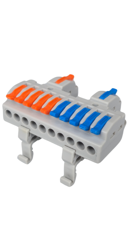 Szybkozłączka elektryczna KV4210 – przelotowy rozgałęźnik na szynę DIN 2/10, kompaktowa, beznarzędziowa złączka do przewodów jednodrutowych i elastycznych, zapewniająca szybkie, bezpieczne i trwałe połączenia kabli.